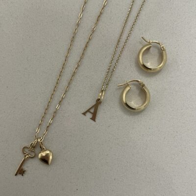 Złota zawieszka 14K Litera A Z5-615